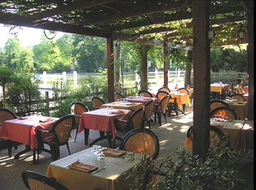 Hôtel Au Bord du Lac à Saint-Rémy-lès-Chevreuse Extérieur photo